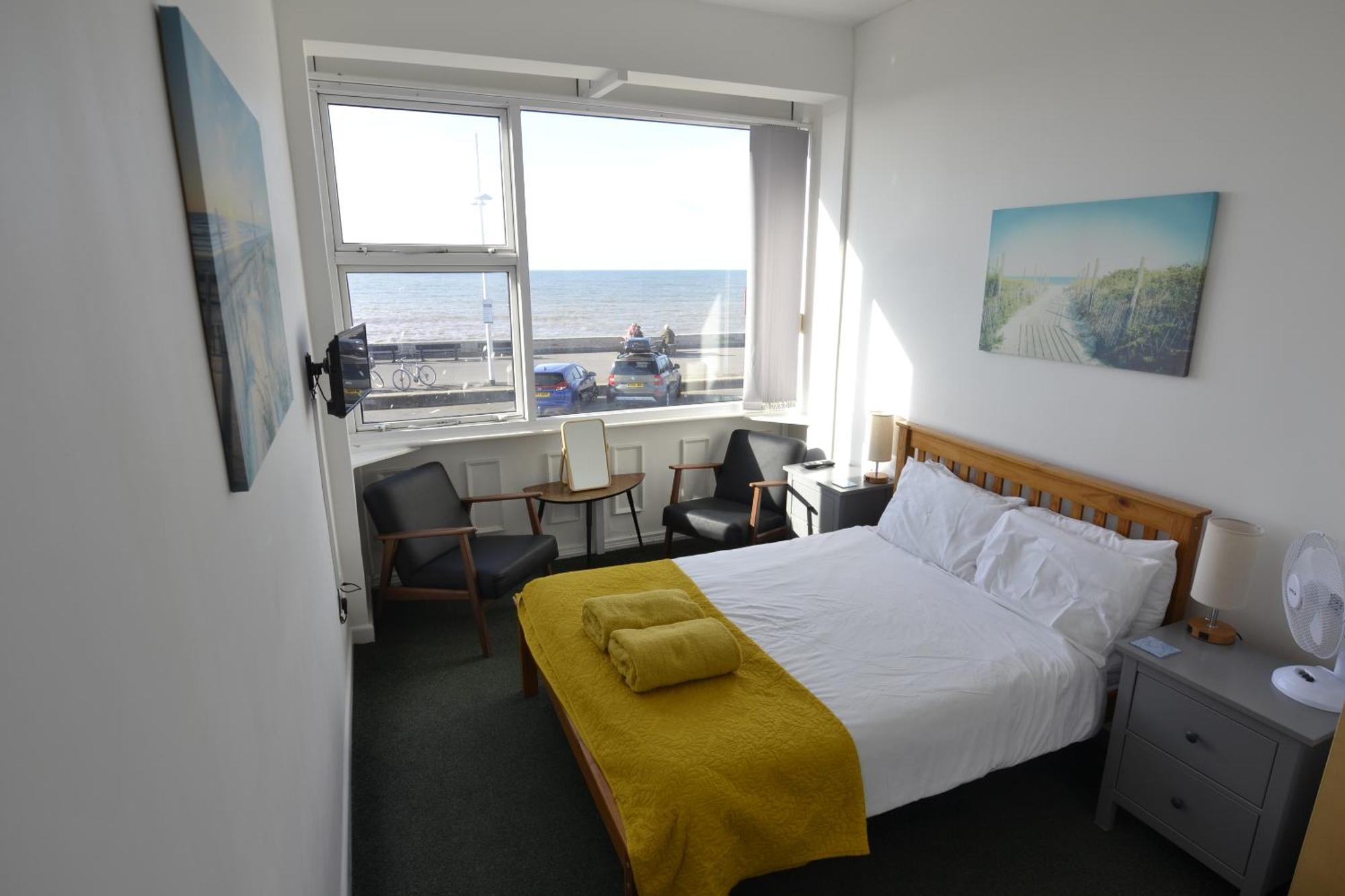 Westpoint Apartments West Bay Zimmer foto