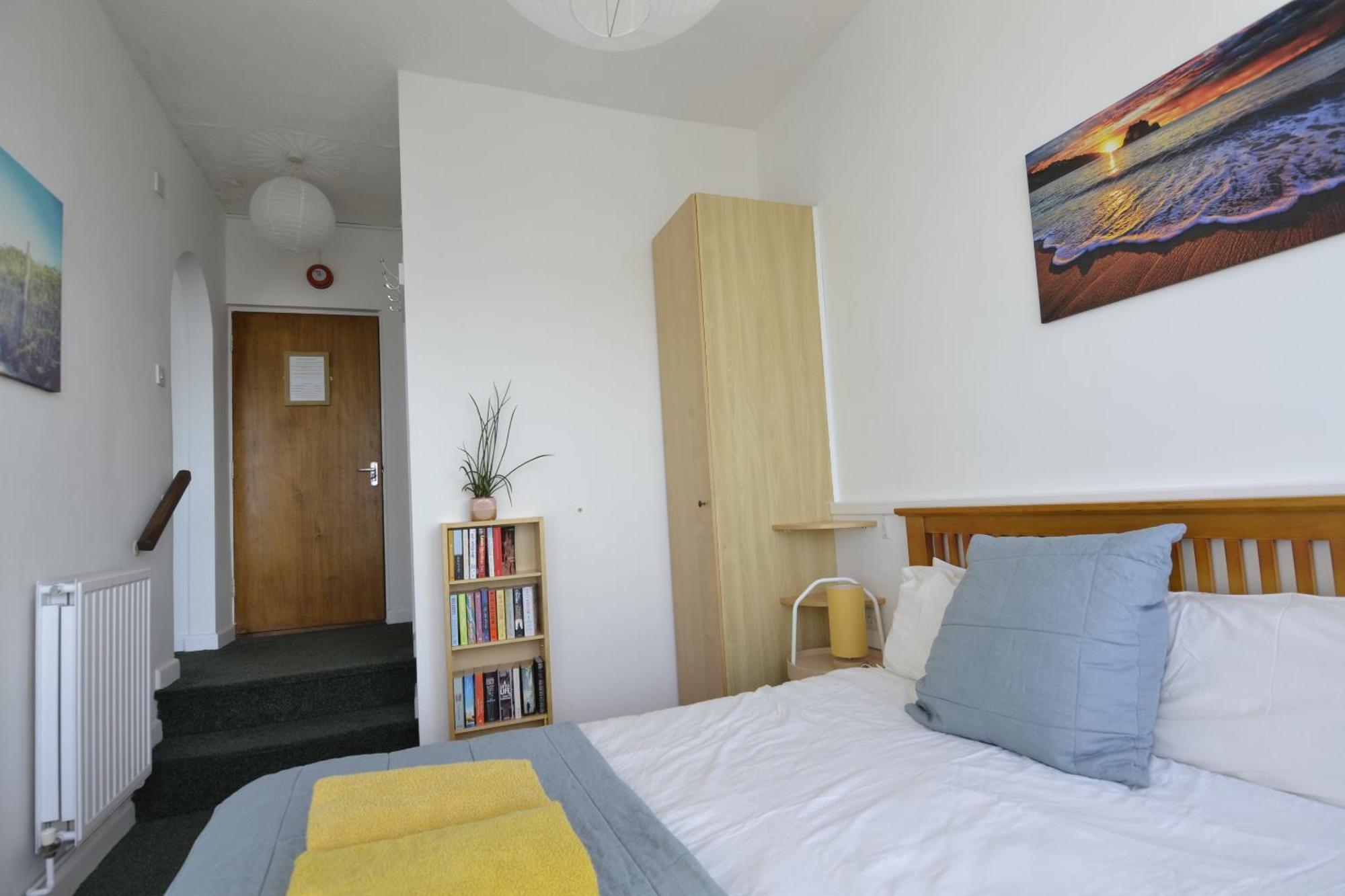 Westpoint Apartments West Bay Zimmer foto