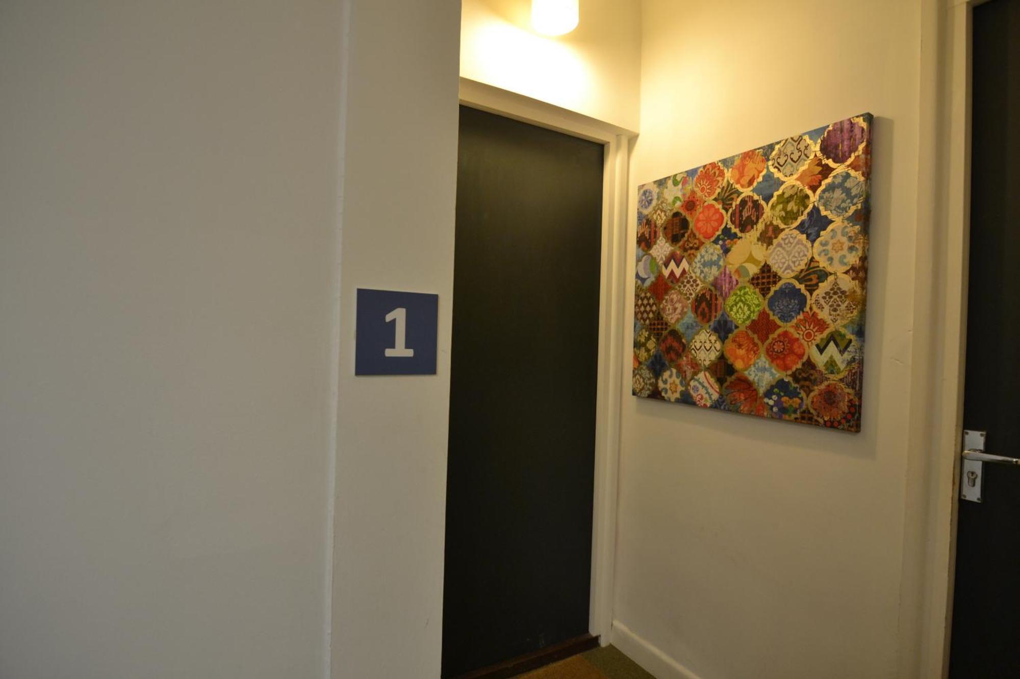 Westpoint Apartments West Bay Zimmer foto