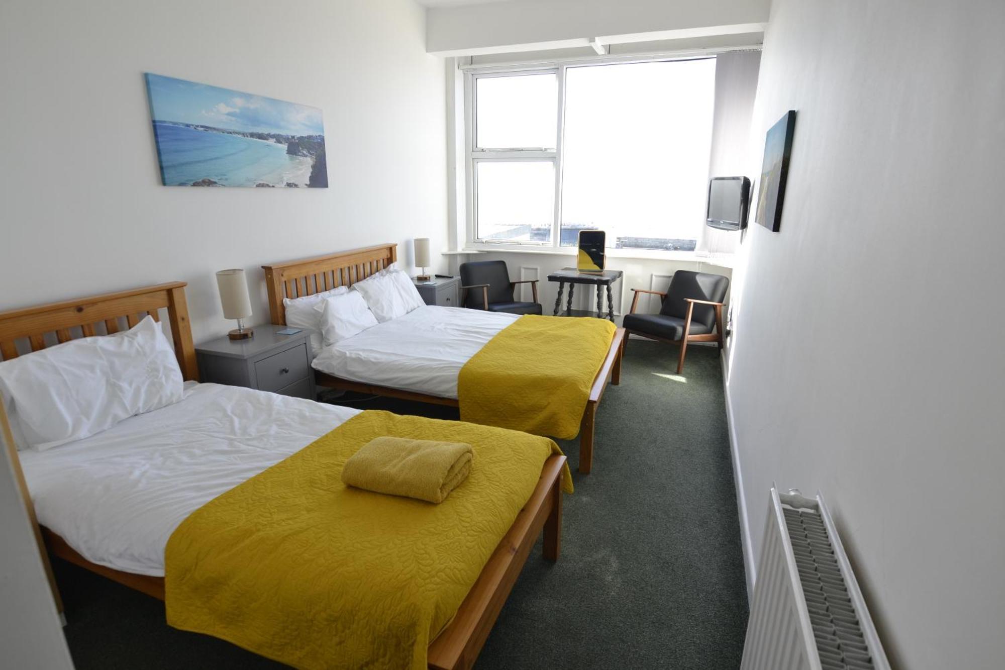 Westpoint Apartments West Bay Zimmer foto